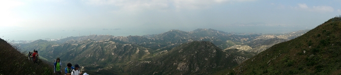 PC090105-1.JPG (409163 bytes)