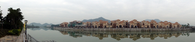 DC250069-1.JPG (405534 bytes)