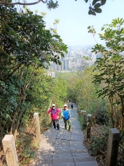 Thumbnail of pic_WaiG_011.jpg