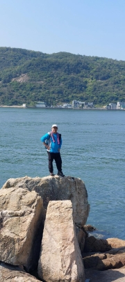 Thumbnail of pic_Esther_Chuk_009.jpg