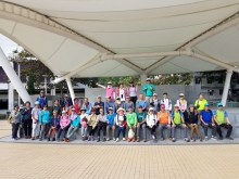 PB230011.jpg (374154 bytes)