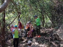 PB230026.jpg (610128 bytes)