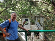 PB230033.jpg (655967 bytes)