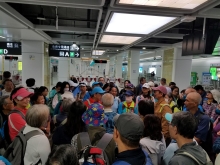 PB300002.jpg (316341 bytes)