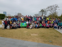 PB300007.jpg (418074 bytes)