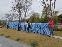 PB300012.jpg (523737 bytes)