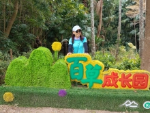 PB300037.jpg (588075 bytes)