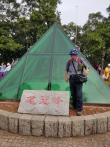 PB300050.jpg (456715 bytes)