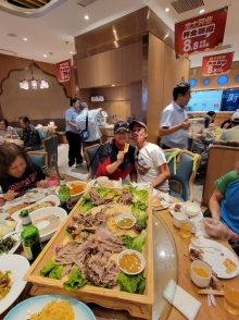 PB300104.jpg (380741 bytes)