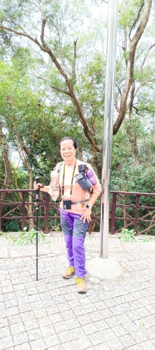 Thumbnail of pic_Mingle_Tam_023.jpg