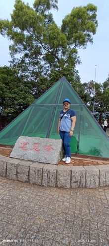 Thumbnail of pic_Mingle_Tam_030.jpg