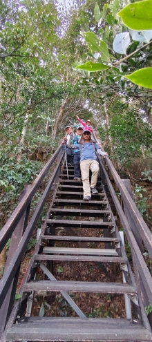 Thumbnail of pic_Derek_Wong_037.jpg