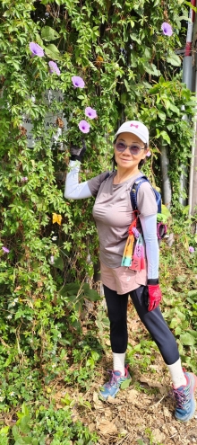 Thumbnail of pic_Derek_Wong_120.jpg