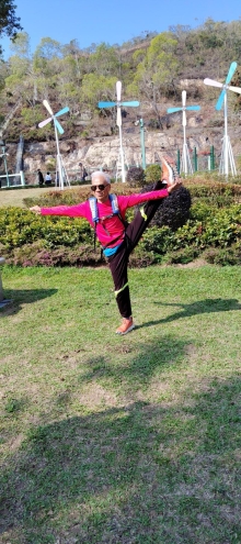 Thumbnail of pic_Wong_044.jpg