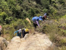 P3150064.JPG (717601 bytes)