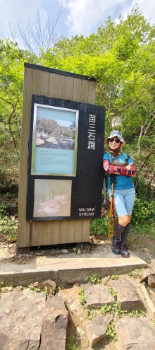 Thumbnail of pic_Derek_Wong_025.jpg