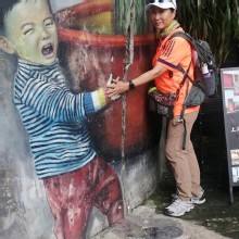 Thumbnail of pic_Lee_Woo_017.jpg