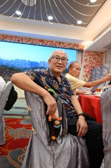 pic_cw_Ho_067.JPG (254561 bytes)