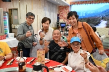 pic_cw_Ho_084.JPG (264455 bytes)