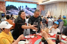 pic_cw_Ho_095.JPG (276507 bytes)