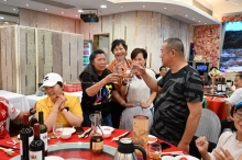 pic_cw_Ho_098.JPG (290196 bytes)