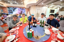 pic_cw_Ho_103.JPG (313299 bytes)