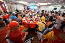 pic_cw_Ho_106.JPG (338664 bytes)