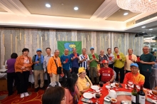 pic_cw_Ho_125.JPG (294722 bytes)