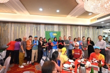 pic_cw_Ho_131.JPG (322441 bytes)