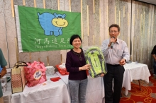 pic_cw_Ho_140.JPG (280120 bytes)